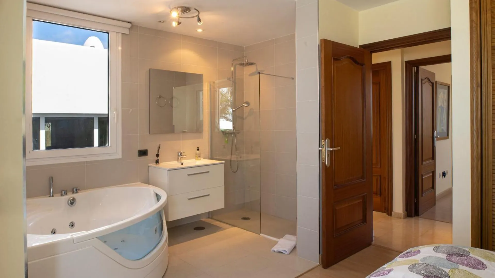 Villa Sunset Golf Retreat 阿德耶